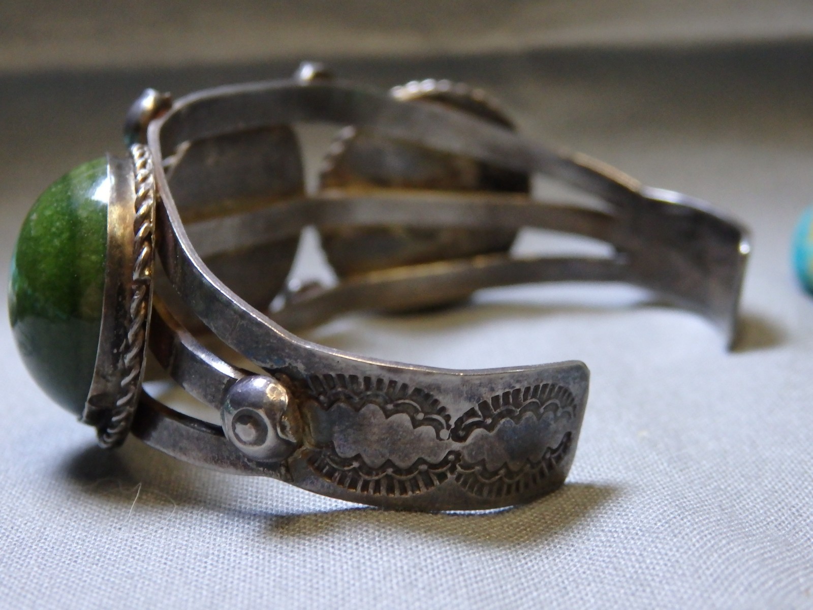 Fred Harvey Era NAVAJO Green TURQUOISE Stamped Coin Silver 40g Cuff Bracelet