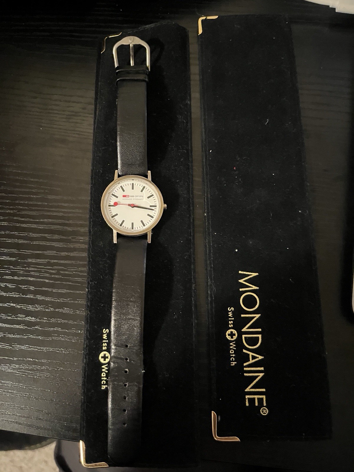 FREE SHIPPING! Mondaine SBB CFF FFS Official Swiss Railways Watch M7606.209