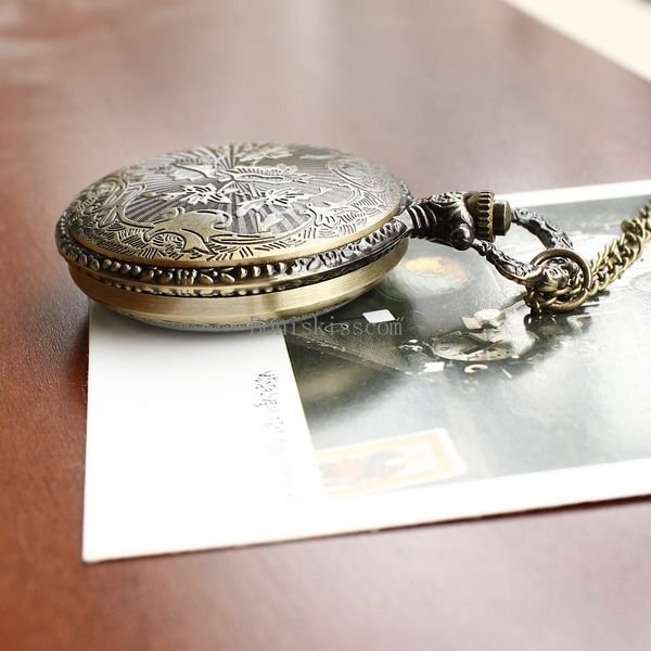 Retro Bronze Tone Wheel Rome Steampunk Quartz Pocket Watch Pendant Necklace