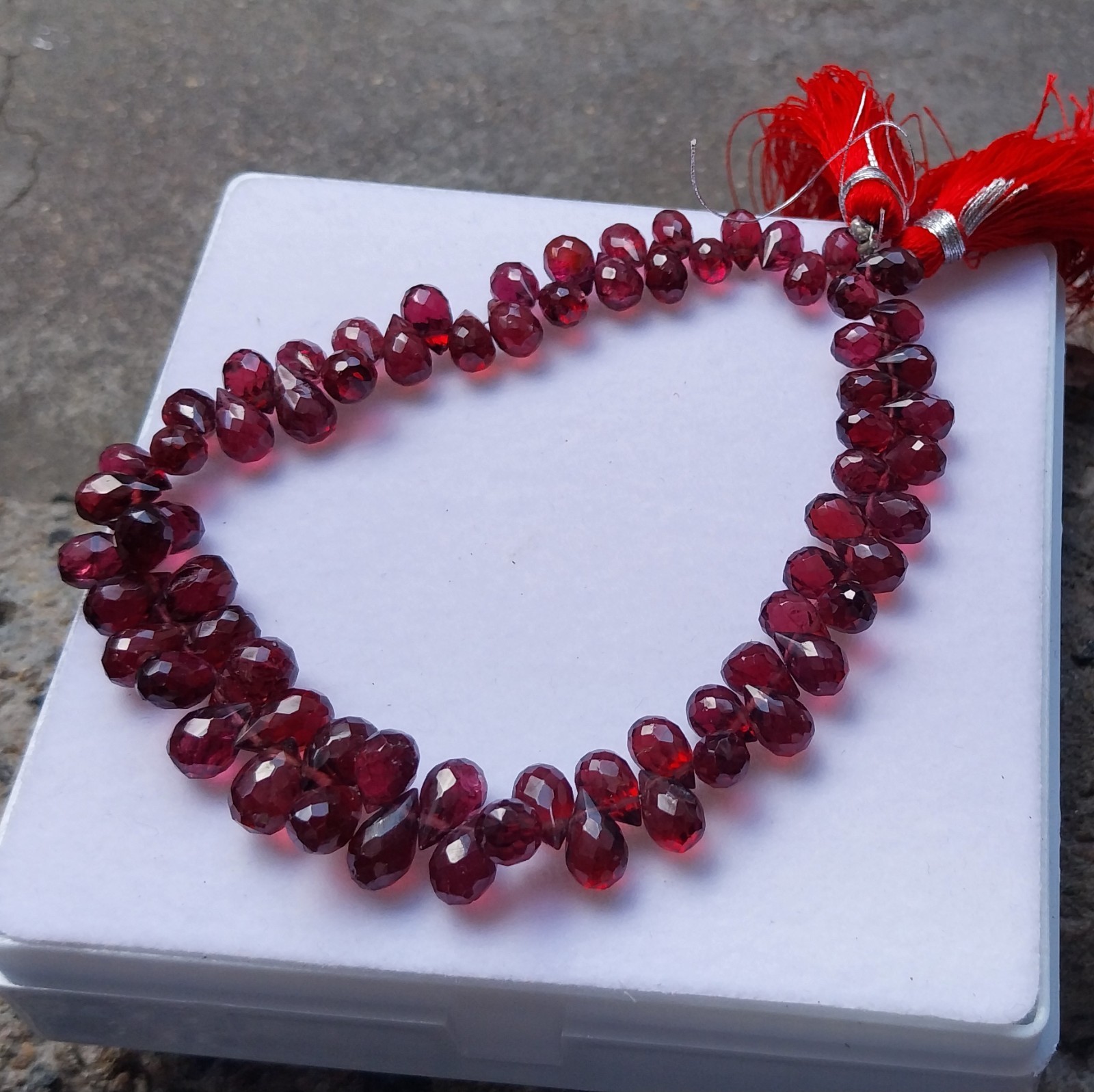 115 Carat 4×6 to 5×8.5 MM Natural Purple Pink Rhodolite Cut Drops 8 inch Beads