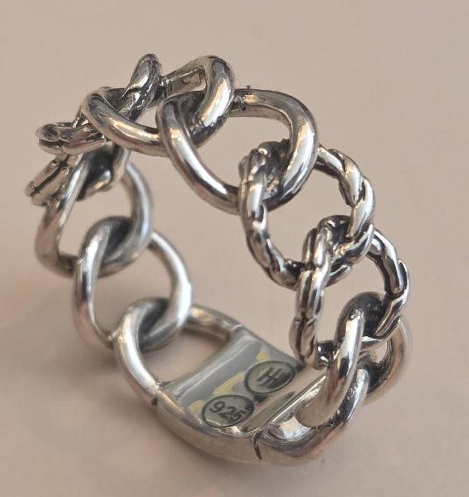 Nice John Hardy sterling ring with circle designs 7.75 size