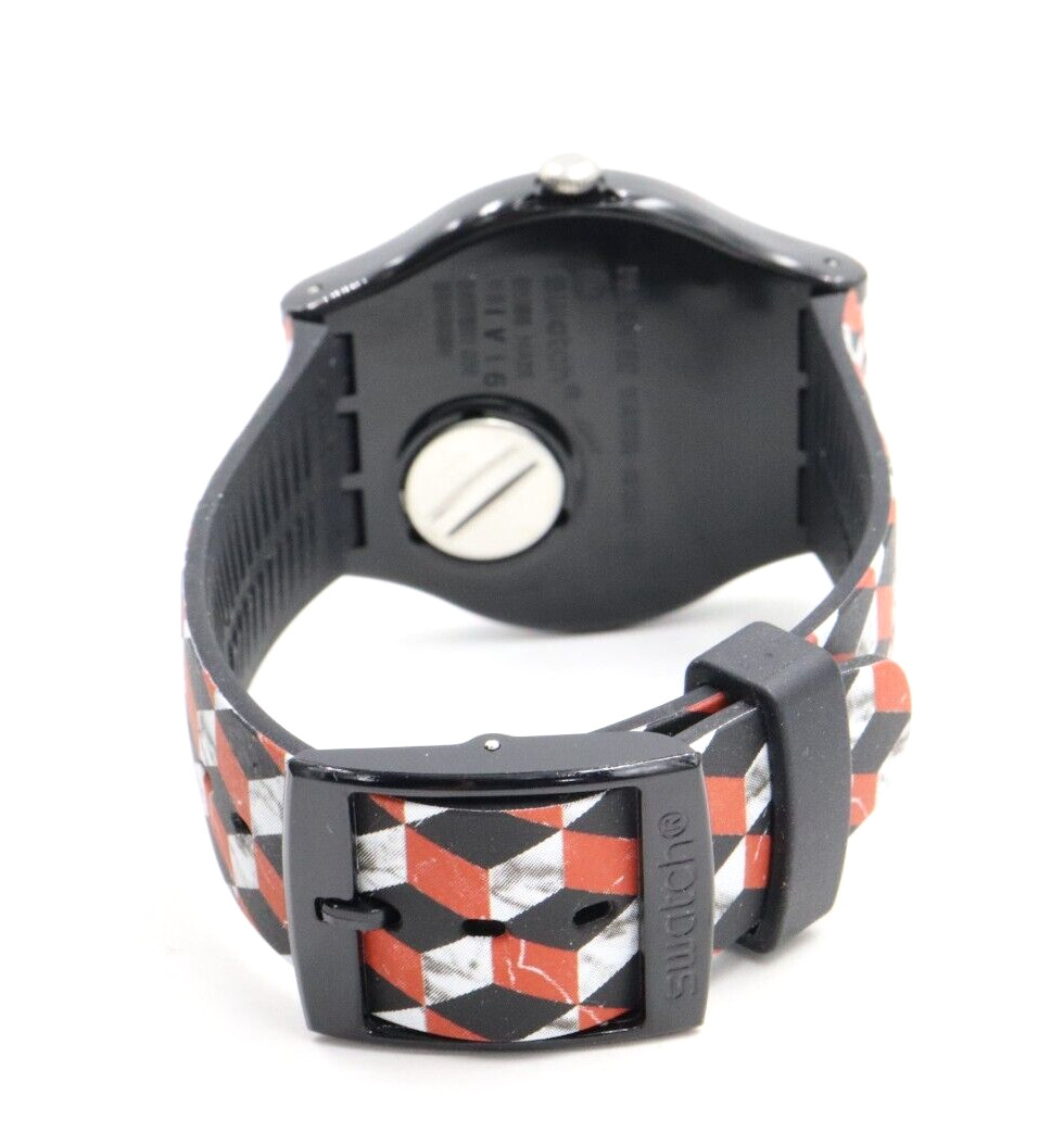 Swiss Swatch Originals PAVIMENTO Black Multicolor Silicone Watch 41mm SUOB142