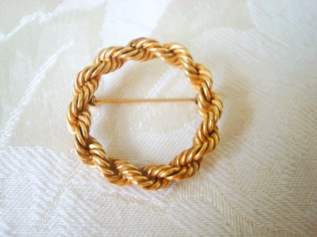 Vintage Gold Tone Twist Circle Pin Brooch As Found 1 3/8 In. KJ