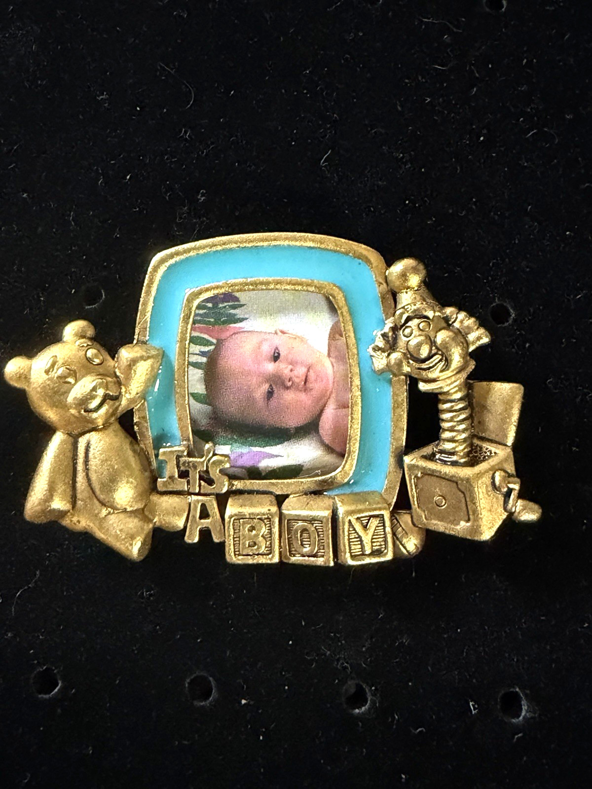 Vtg New DANECRAFT It’s A Boy Birth Photo SIGNED Brooch Pin Antique Gold Plate 2″