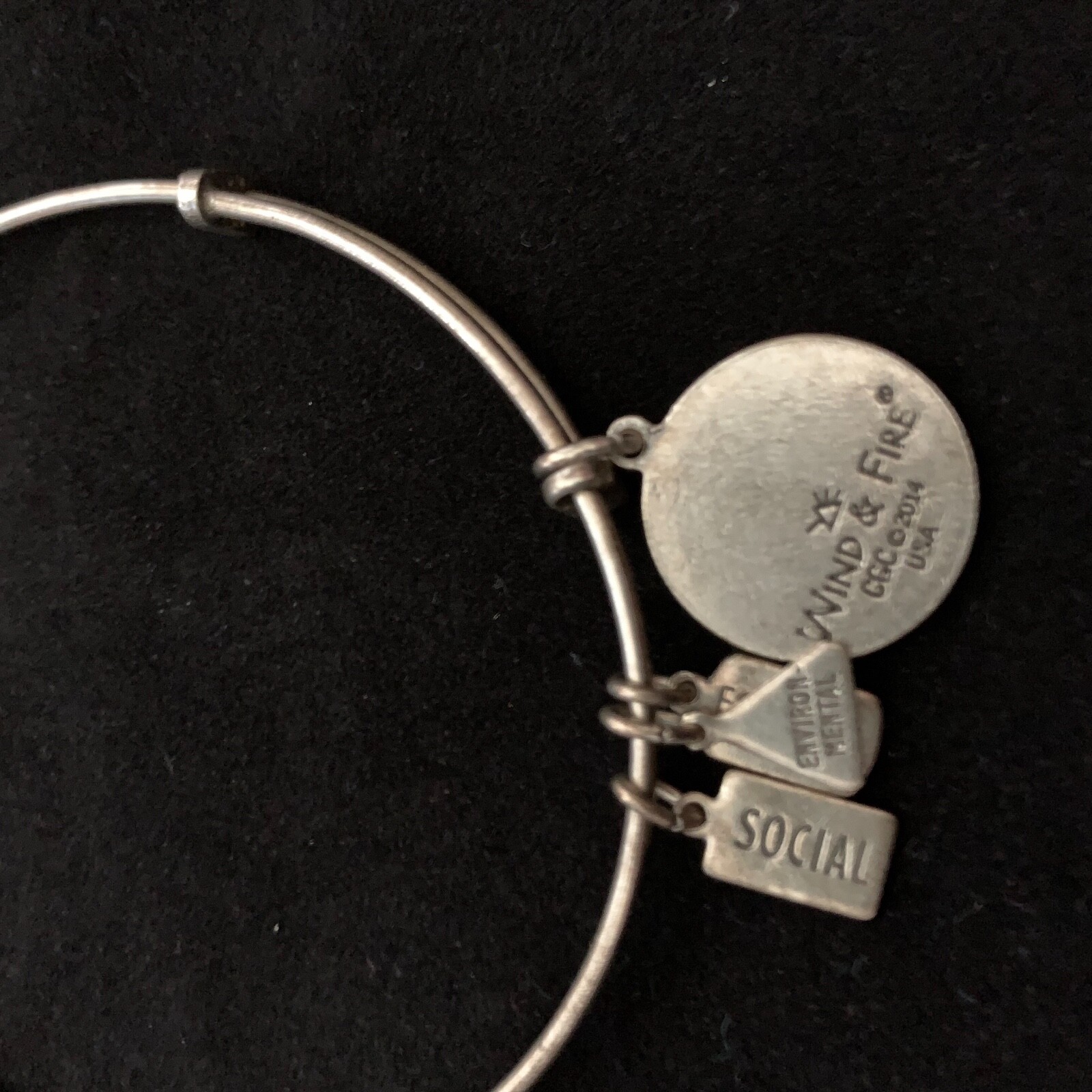 Wind and Fire Yin Yang Expandable Bangle Bracelet Silver Toned 2014