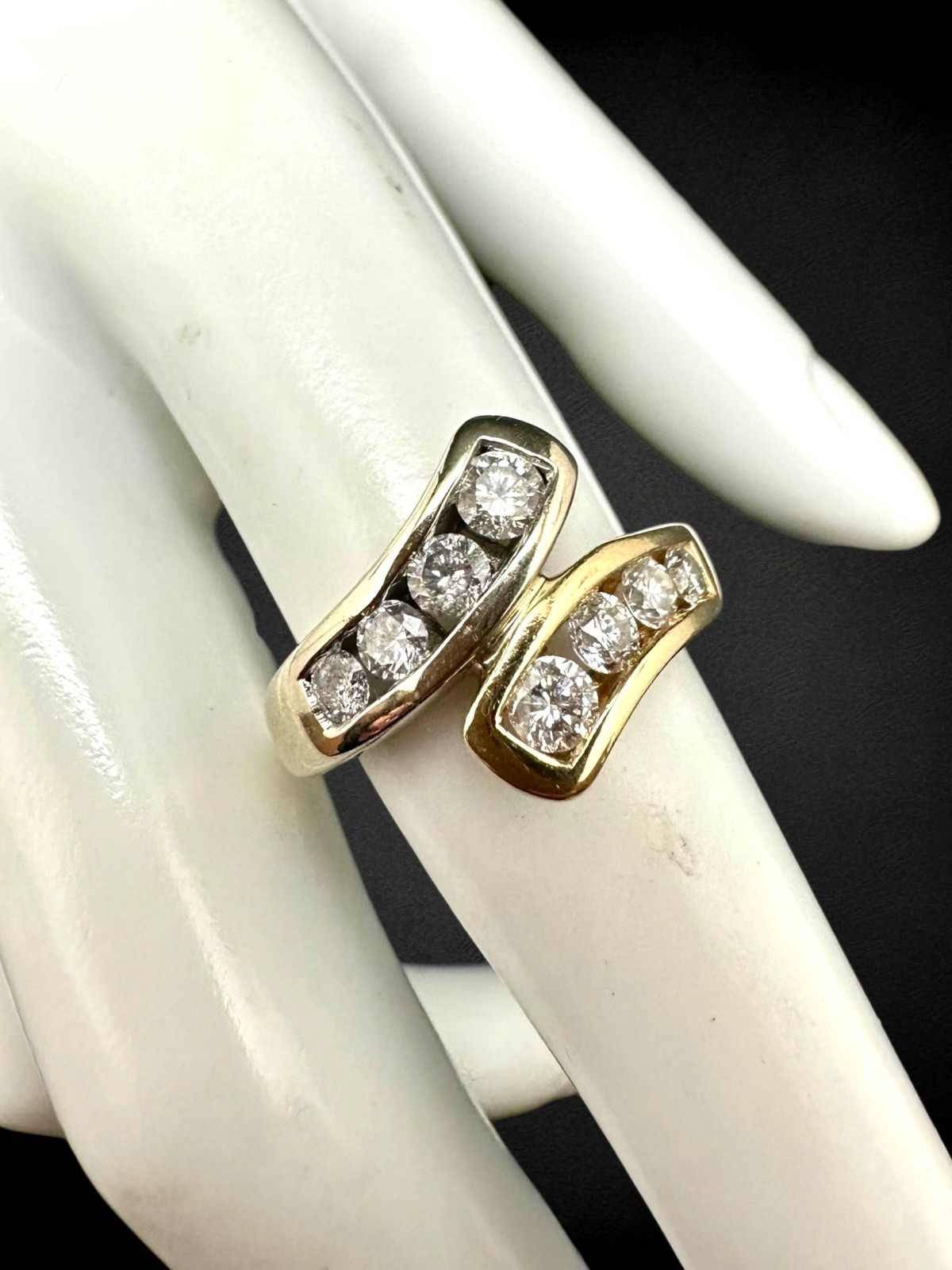 Vintage 14kt Yellow and White Gold 1CT TW 8 Diamond Offset Band 7.82g Sz 6.5