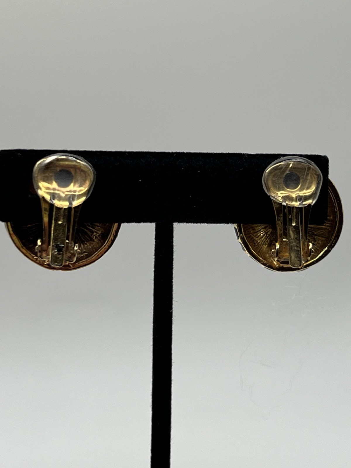 Roman golden Black Enamel Stud Clip-On Earrings Crystal Rhinestone Vintage