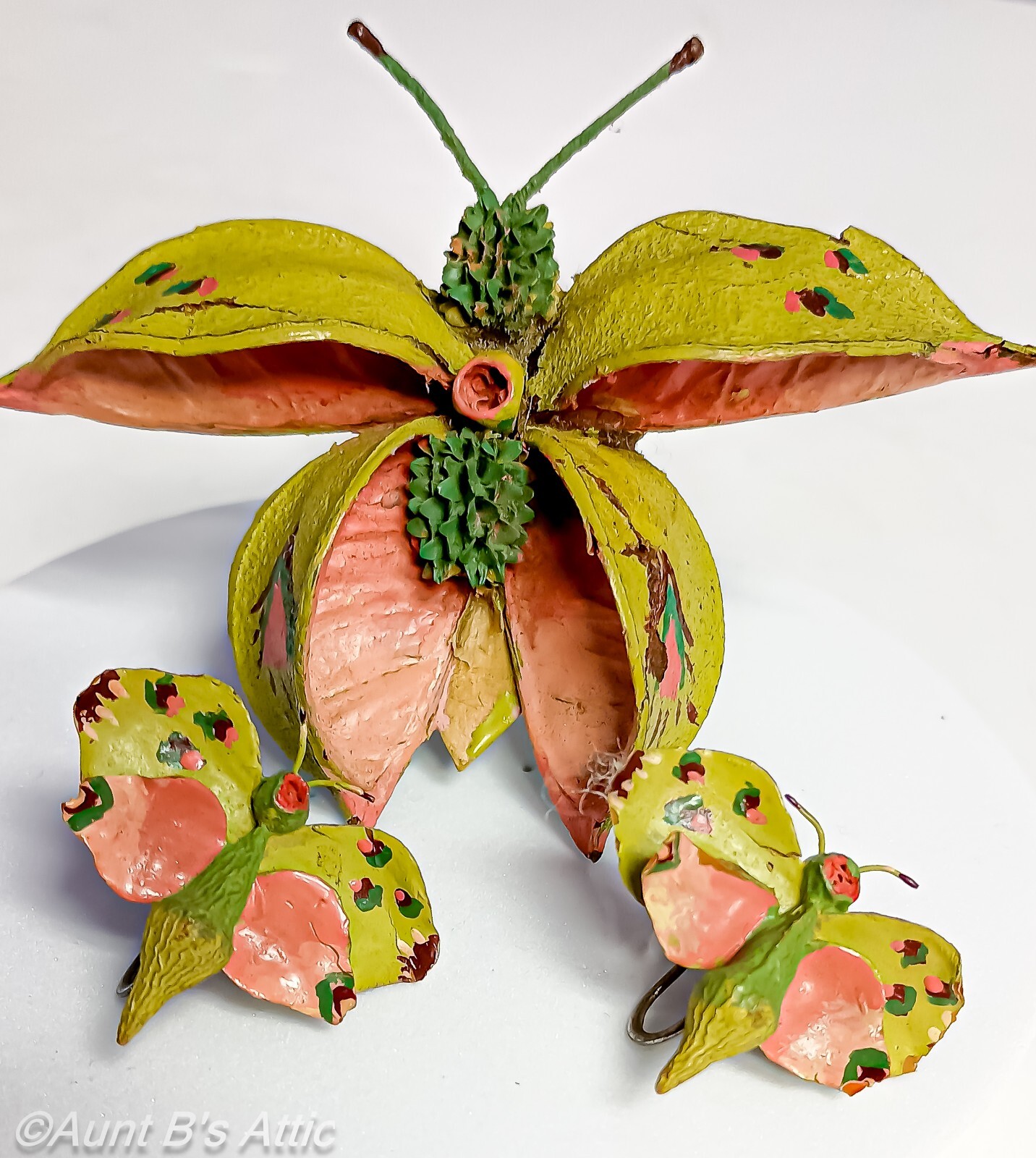 Pin & Earring Set Vintage Mid 20th Century Unusual Handmade Painted Seed Pod Set