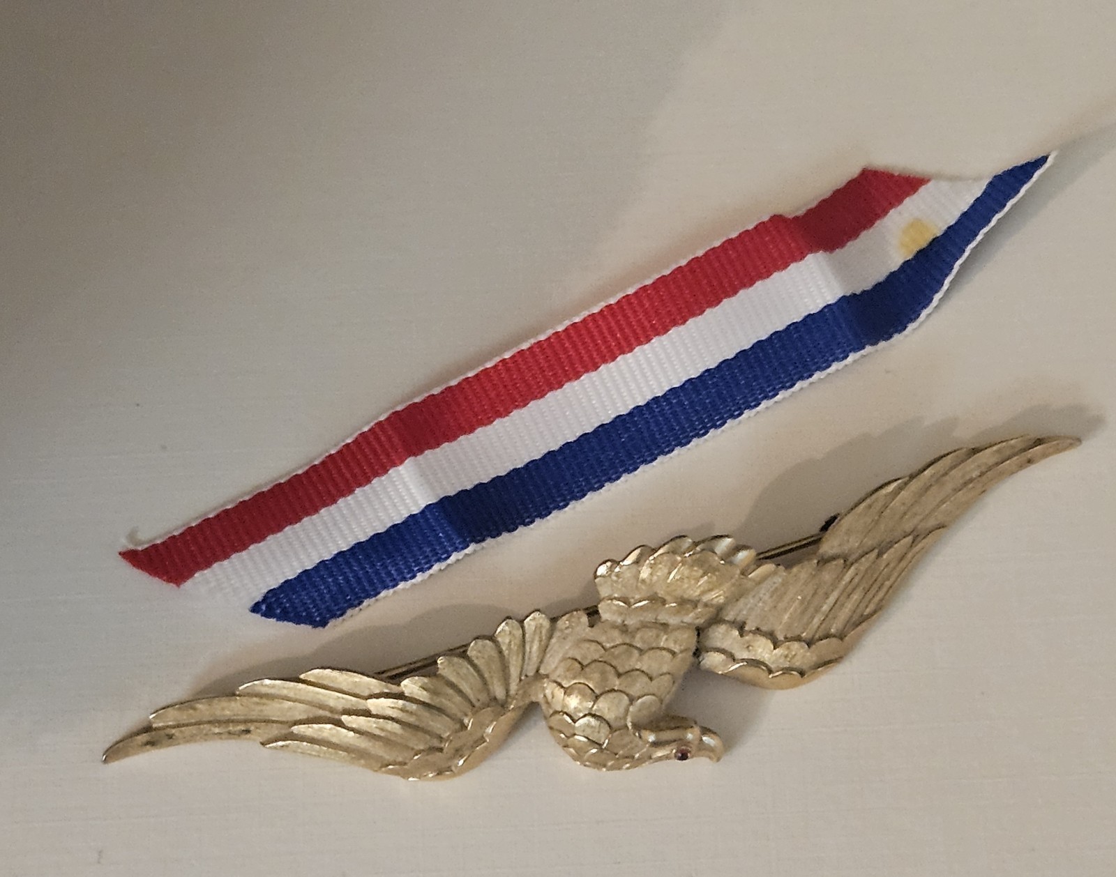VINTAGE Signed CROWN TRIFARI Eagle Brooch Red Cabochon Crystal Eyes PATRIOTIC