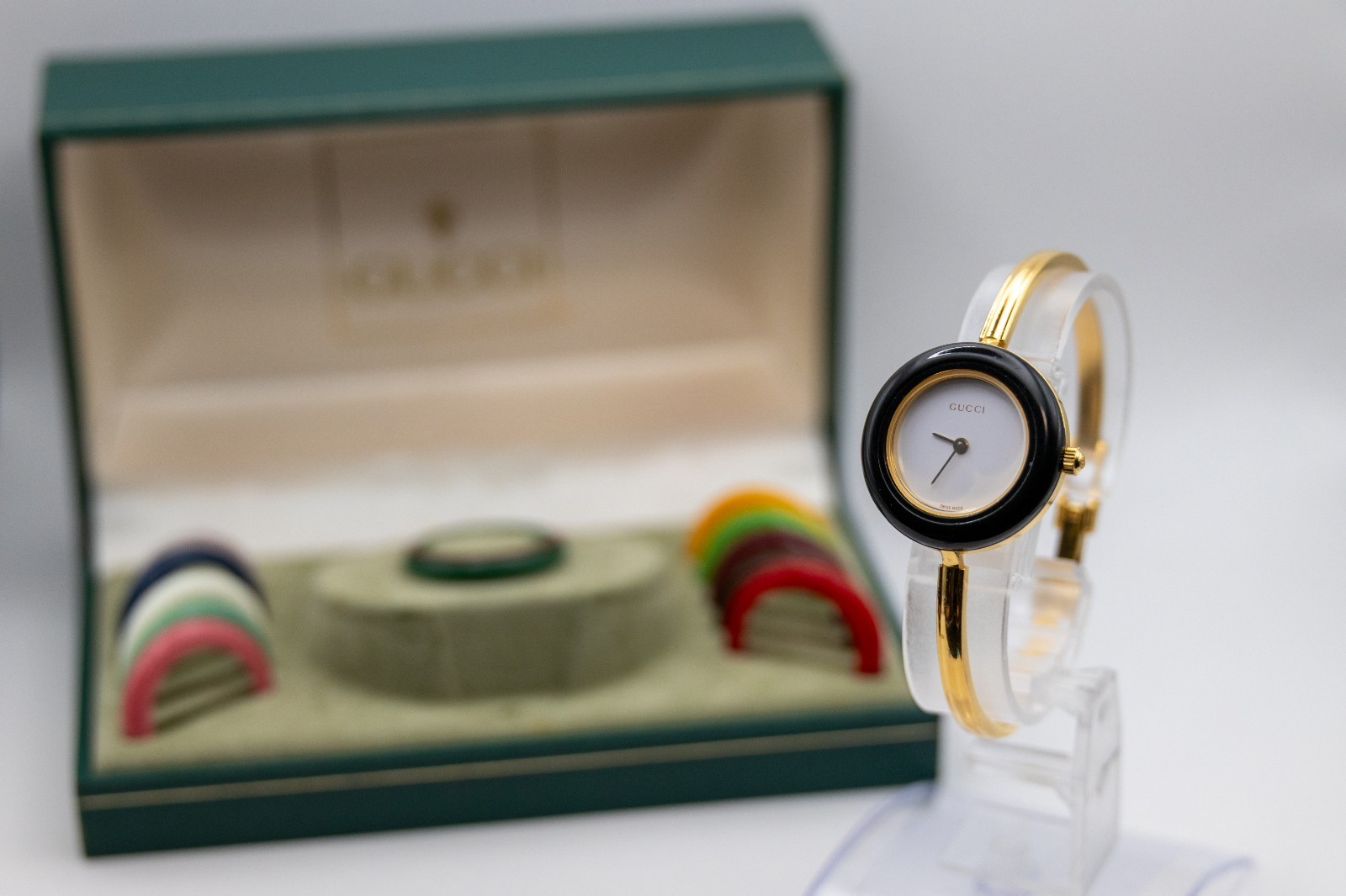 【Box&Paper】GUCCI Change Bezel 11/12.2 1100L Gold Vintage Quartz Woman’s Watch