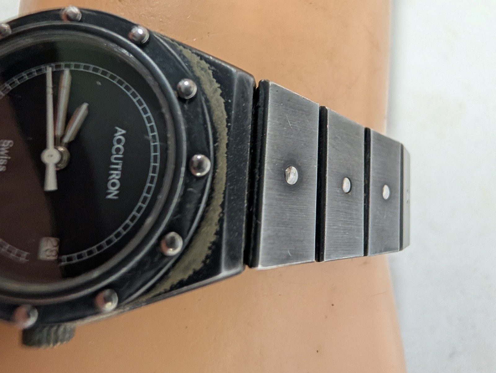 Vintage Accutron Swiss Quartz Wristwatch- New Battery-Watch Keeping Time