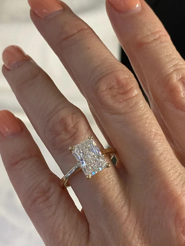 14k Yellow Gold Diamond Ring Lab Grown 3 Ct Radiant Cut IGI Certified VVS E F