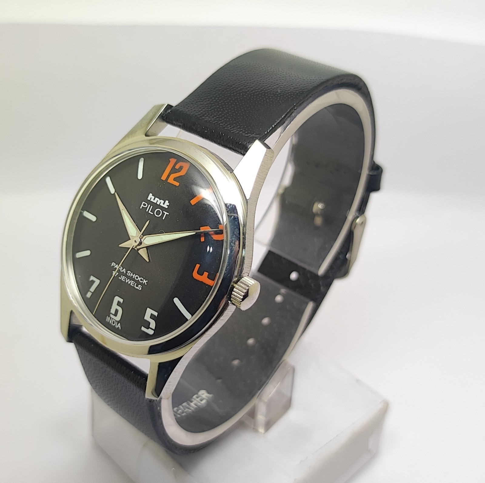 Vintage Hmt Pilot Black Dial 17 Jewels Para Shock Mechanical hand winding Watch