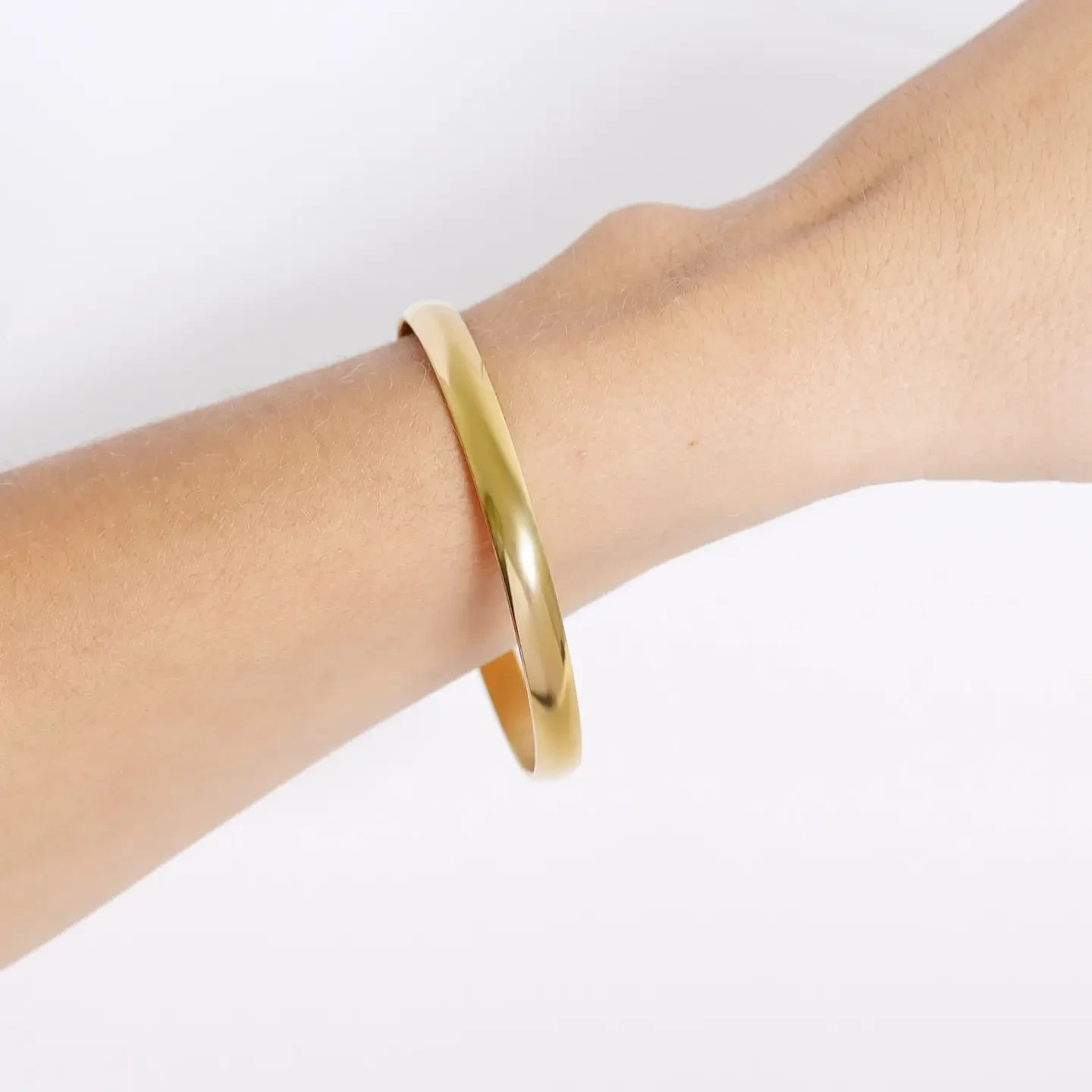 18K Gold Pvd Coated Engravable Stainless Steel 60mm Bangle
