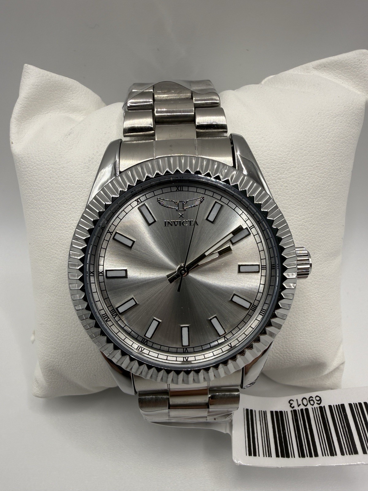 Invicta Specialty (69013) Men’s 40mm – Silver Tone Stainless Quartz Watch – NEW