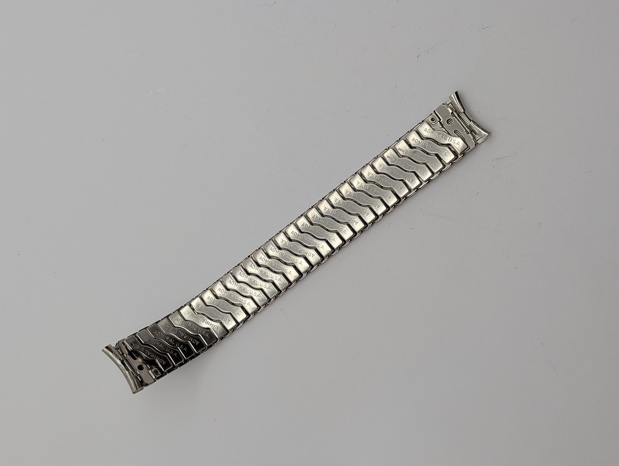 NOS Vintage 1970s Stainless Steel Stretch Watch Band Curved Ends 17.4mm USA