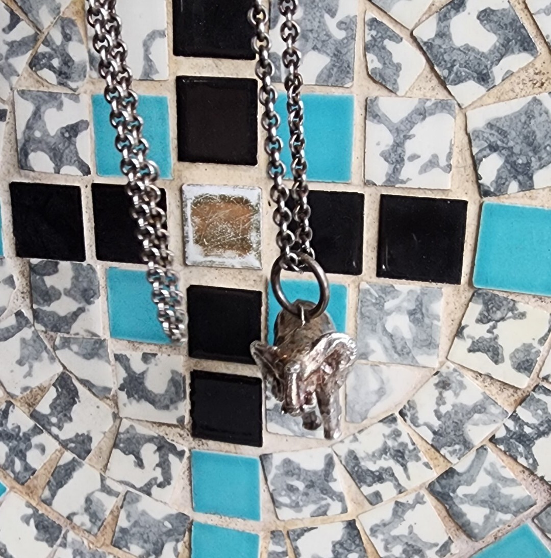 SUSAN CUMMINGS Vintage 90s Rare Sterling 3D Elephant Animal Pendant Necklace