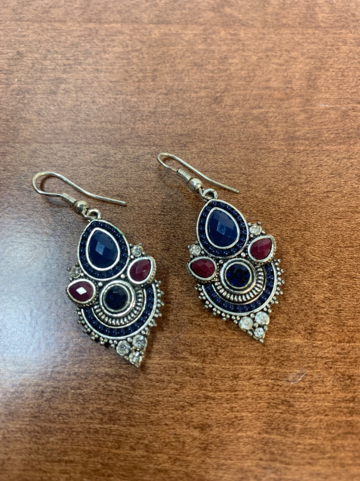 Vintage Designer Sterling Silver Ear Rings with Pear Cut Blue and Red Gemstones