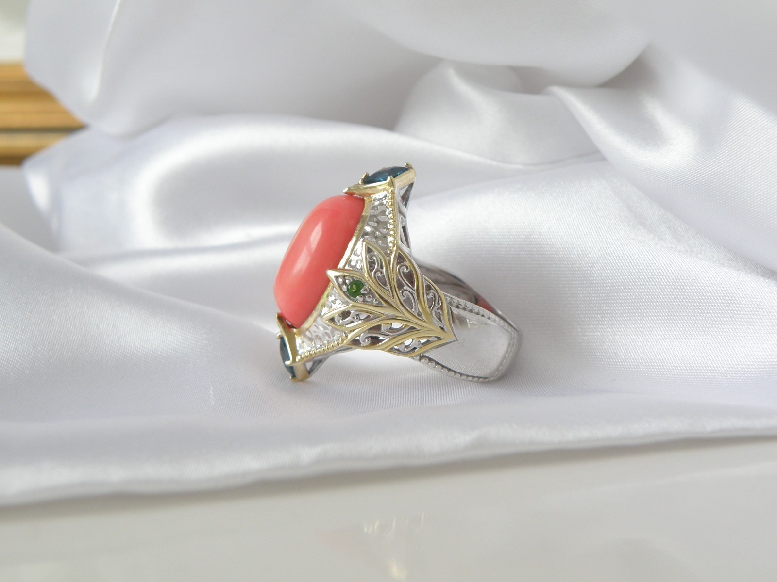 Gems en Vogue Michael Valitutti Sterling Silver 925 Pink Coral Statement Ring 10