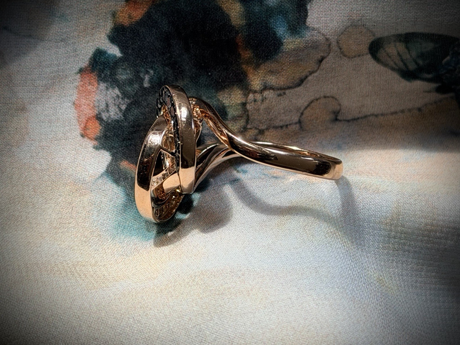 14k Rose Gold & Diamond Trinity Ring