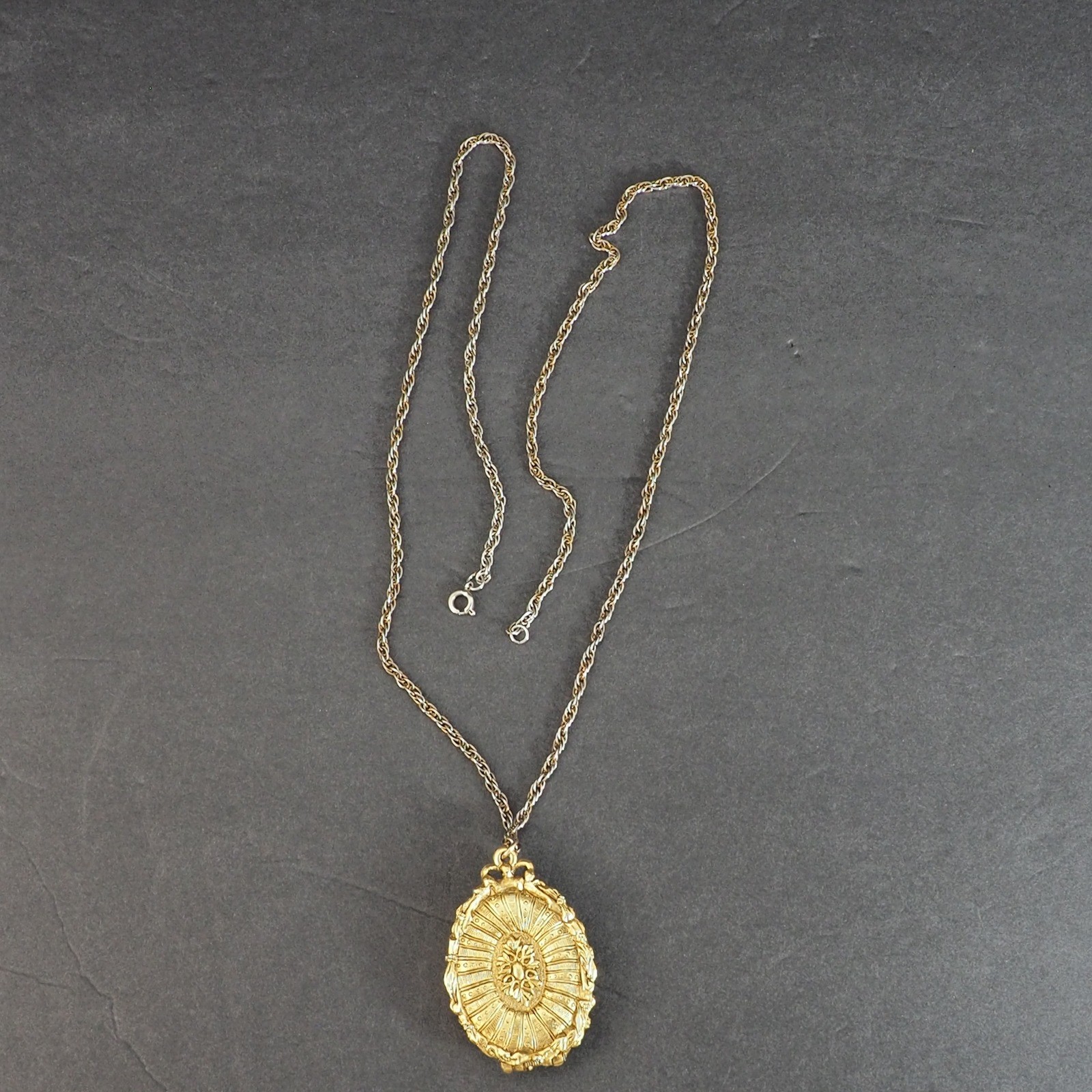 Vintage Max Factor Necklace Women Gold Tone Floral Solid Perfume Locket Compact