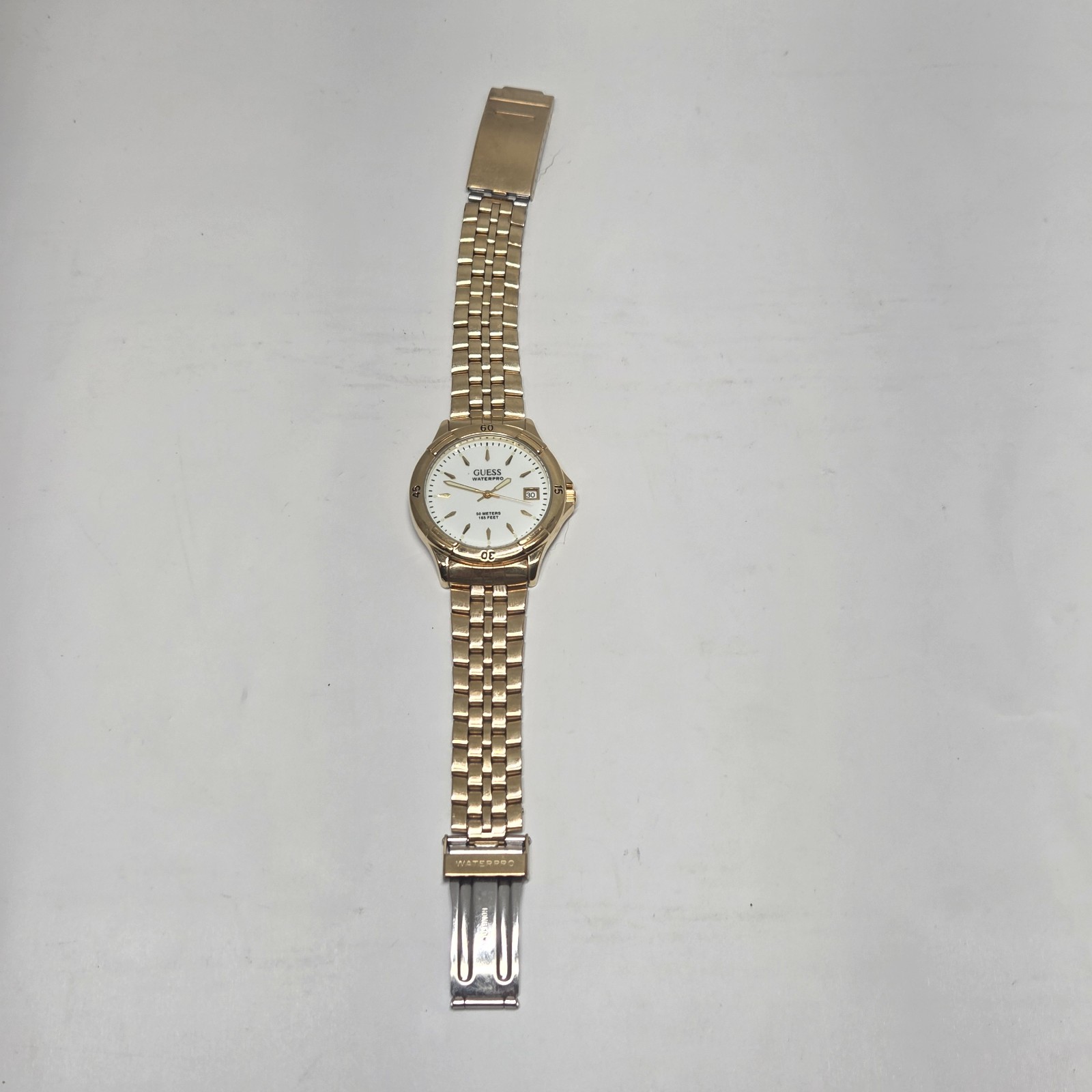 Guess Waterpro White Face Watch 50 Meters 165 Feet Water Resist New Battery