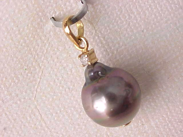 11.5MM X 13.5MM GENUINE TAHITIAN PEARL & DIAMOND PENDANT SOLID 18K YELLOW GOLD