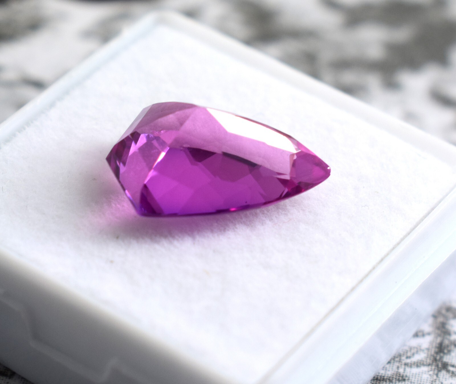 7.30 CT Long Kite Cut Vivid Pink Spinel Excellent Cut Certified Loose Gemstone