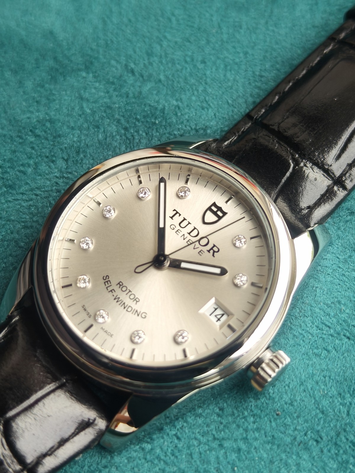 Tudor Glamour Date 55000 Silver Sunray Dial 10 Diamond Dots 36mm Mint Condition