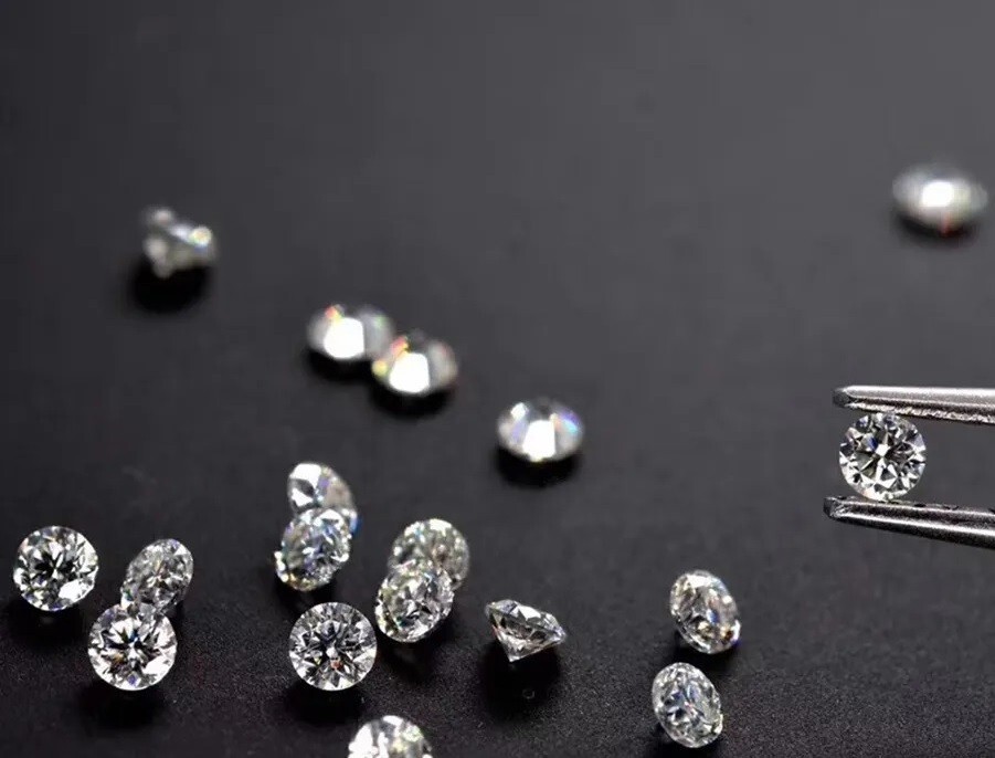 3.80 MM VVS-VS E-F TCW 1.04 Ct of 5 Pieces CVD/HPHT LAB Grown Diamonds Round Cut