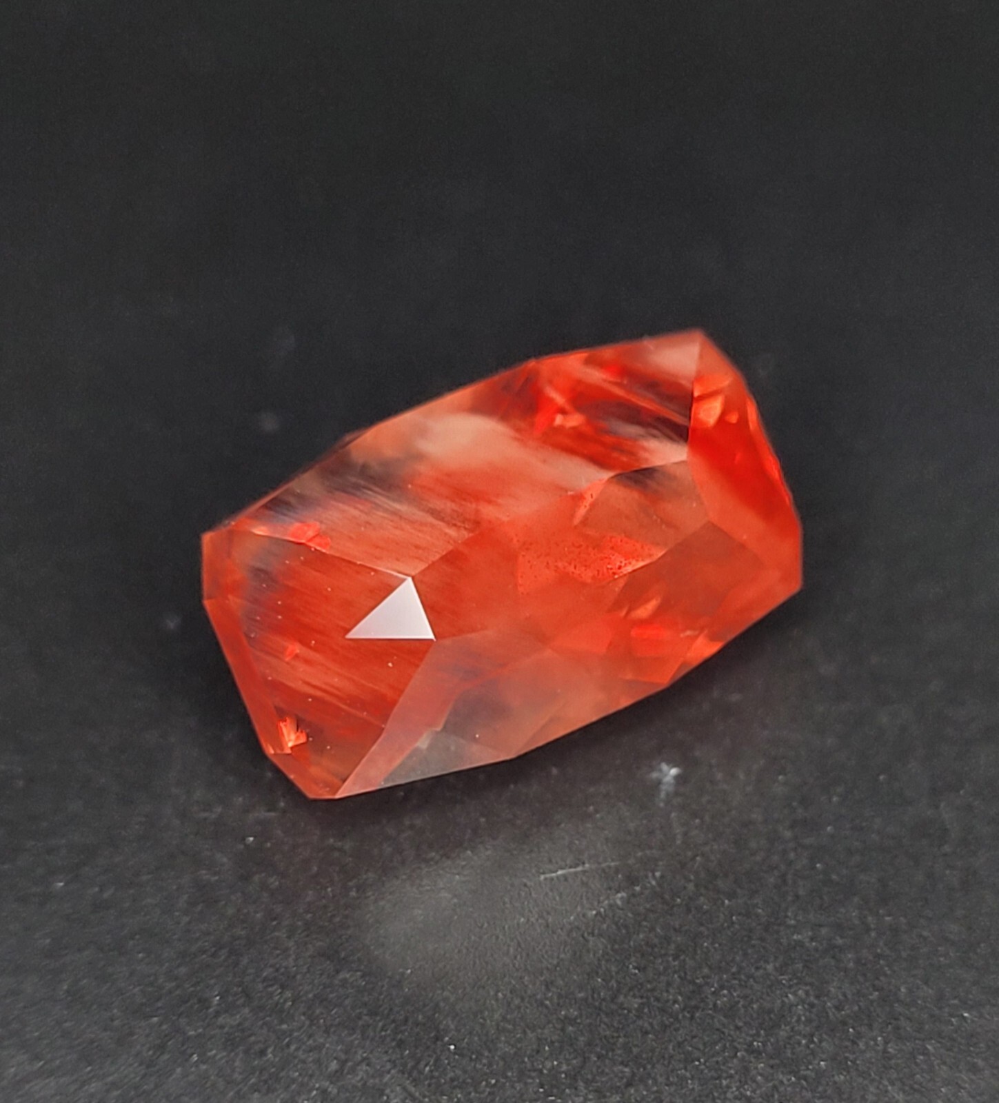 Oregon sunstone: custom cut cushion shape gemstone 7.1 cts