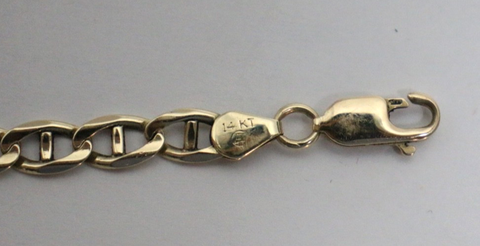 14K gold bracelet Mariner Link bracelet Unisex 8.8 grams,