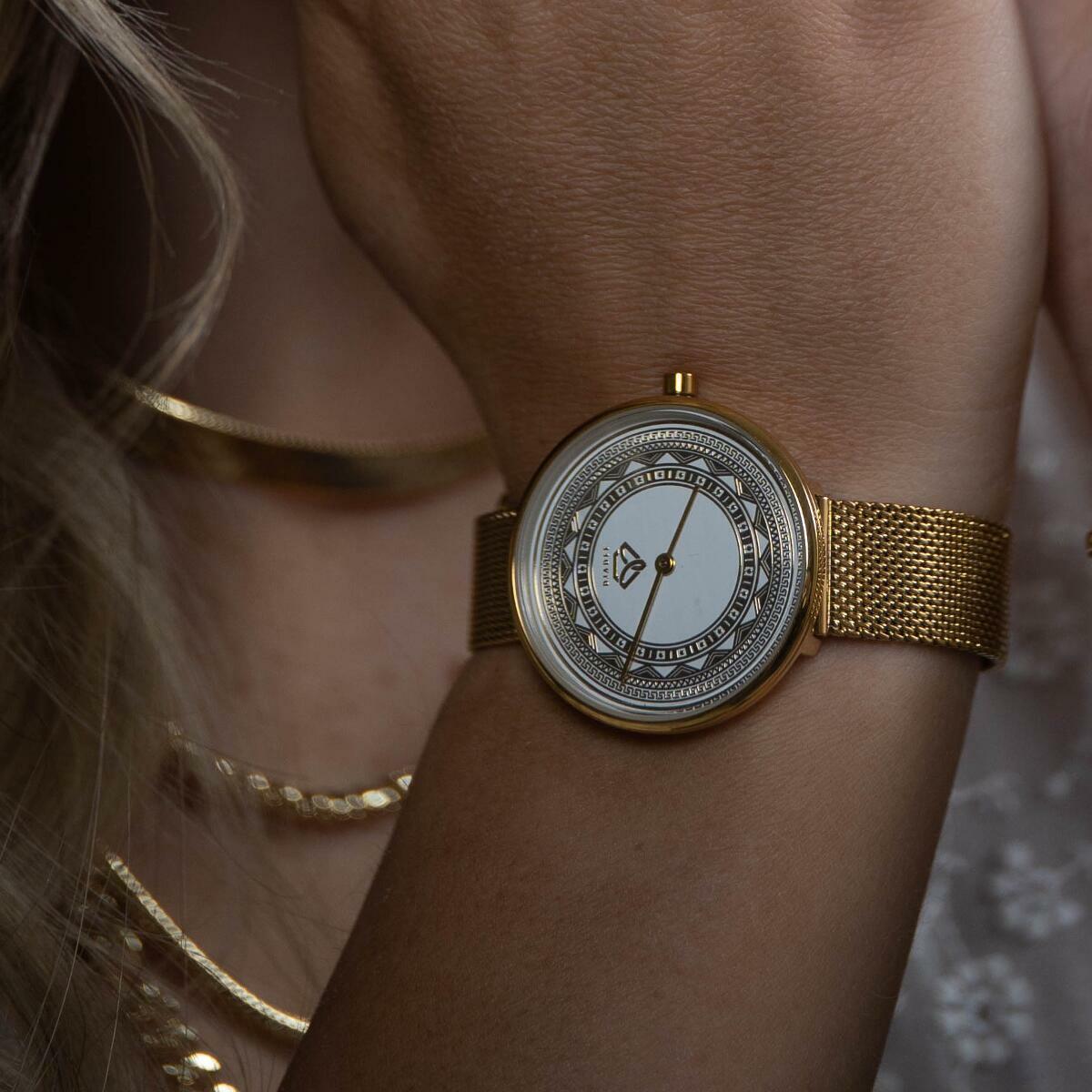 Damenuhr Gold vergoldet Armbanduhr Uhr 24 Karat WASSERFEST U6040DS