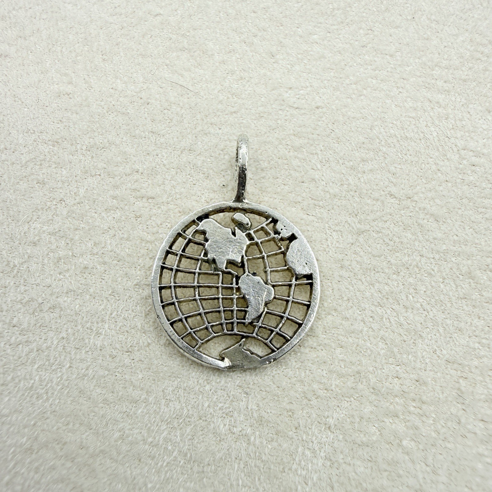 Vintage Sterling Silver World Map Globe Round Pendant Charm Jewelry