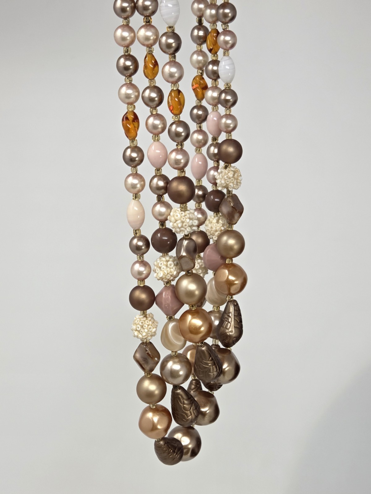 Vintage Triple Strand Taupe Neutrals Faux Pearl Glass Necklace 16-18″ Japan