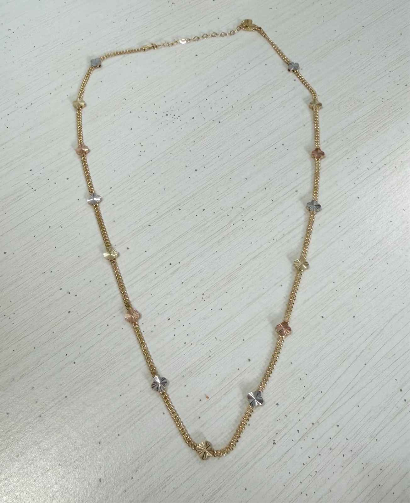 Women’s 14k tri-color gold station necklace w/ clover floral design 18-20″ 9.3g