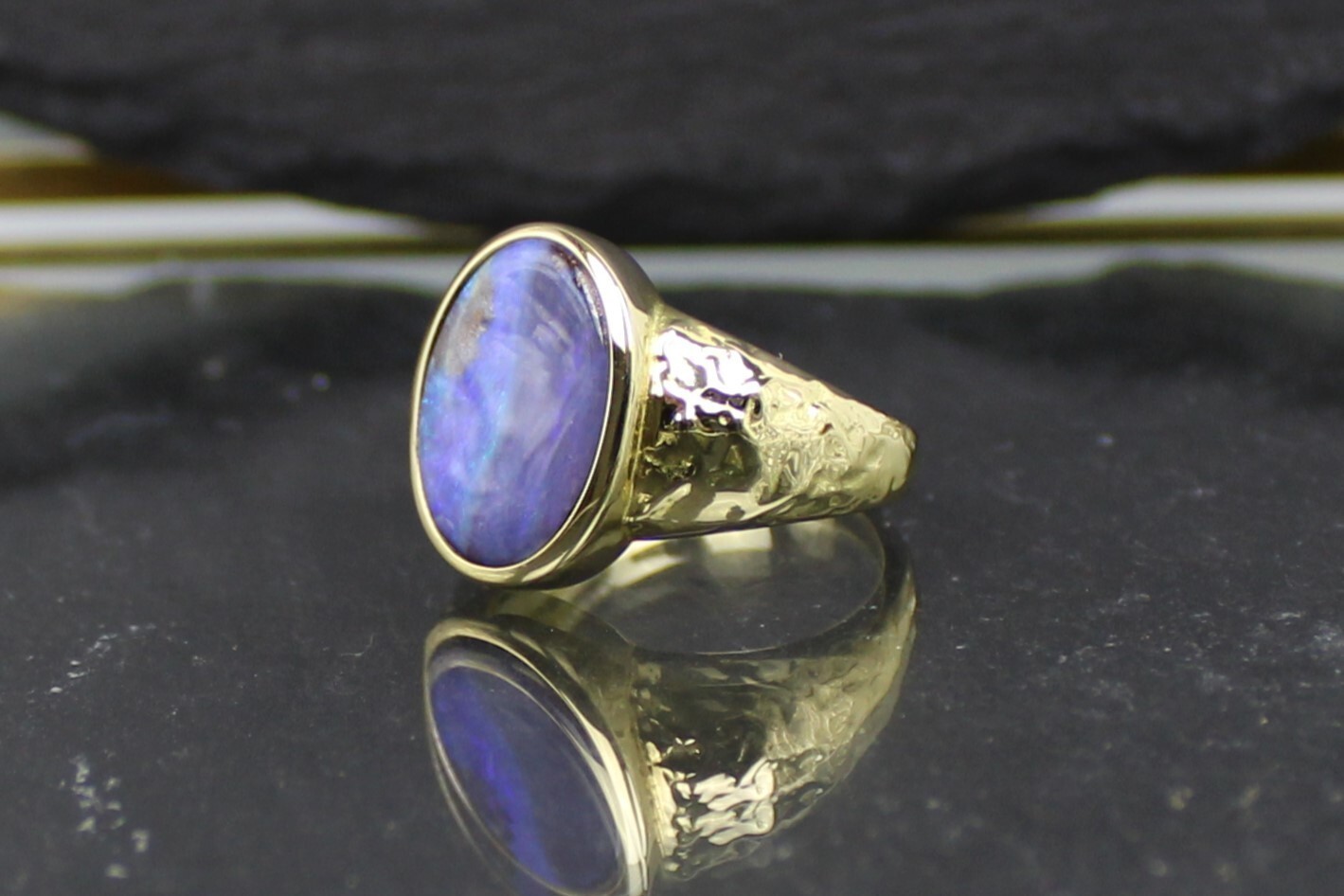 Opal Ring, 18ct Yellow Gold 750 Opal Ring, Australia
