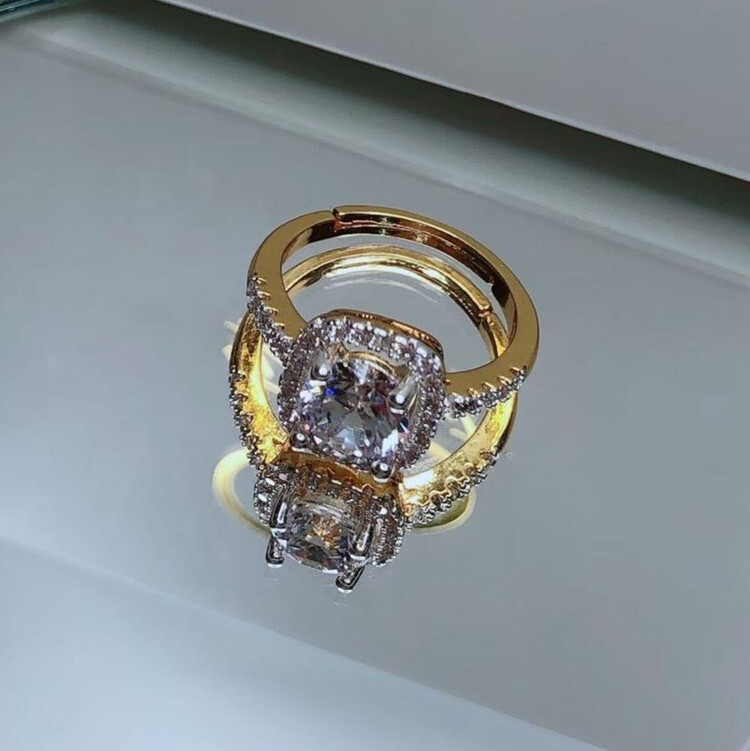  18k Adjustable Gold Diamond Ring Free UK Delivery New