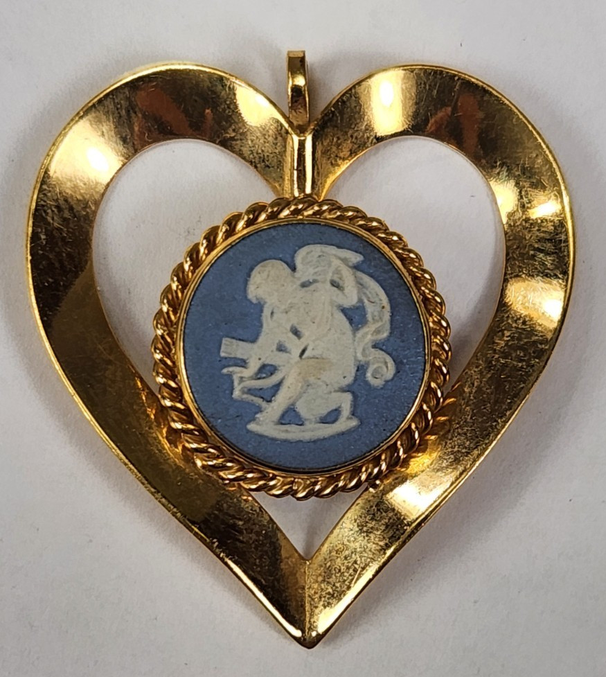 Vintage Wedgwood Blue Jasperware Heart Necklace Pendant 12K Gold Filled 1.25″