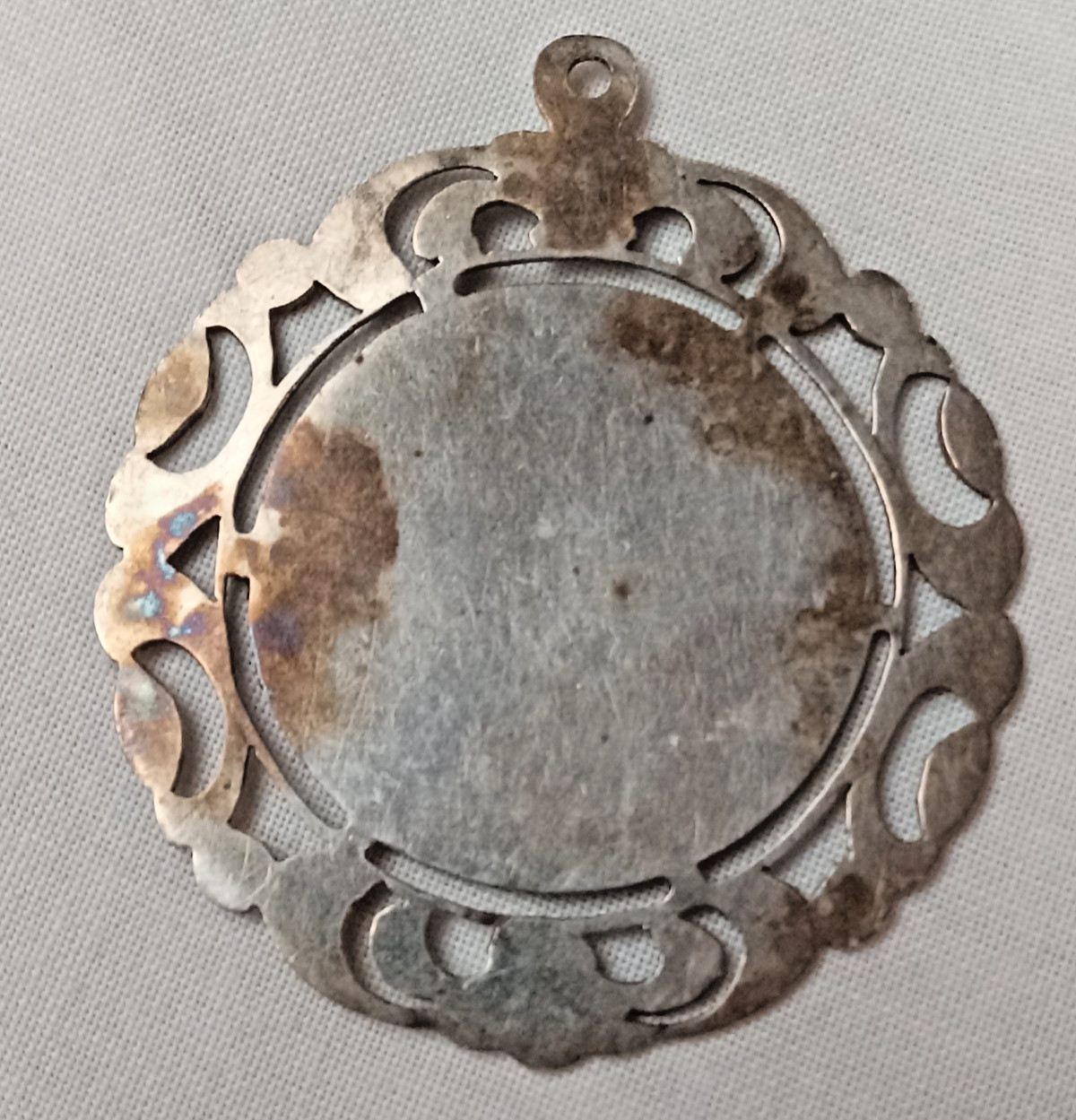 VTG Virgen de Guadalupe over Aztec Calendar 40.6 mm Medal Pendant