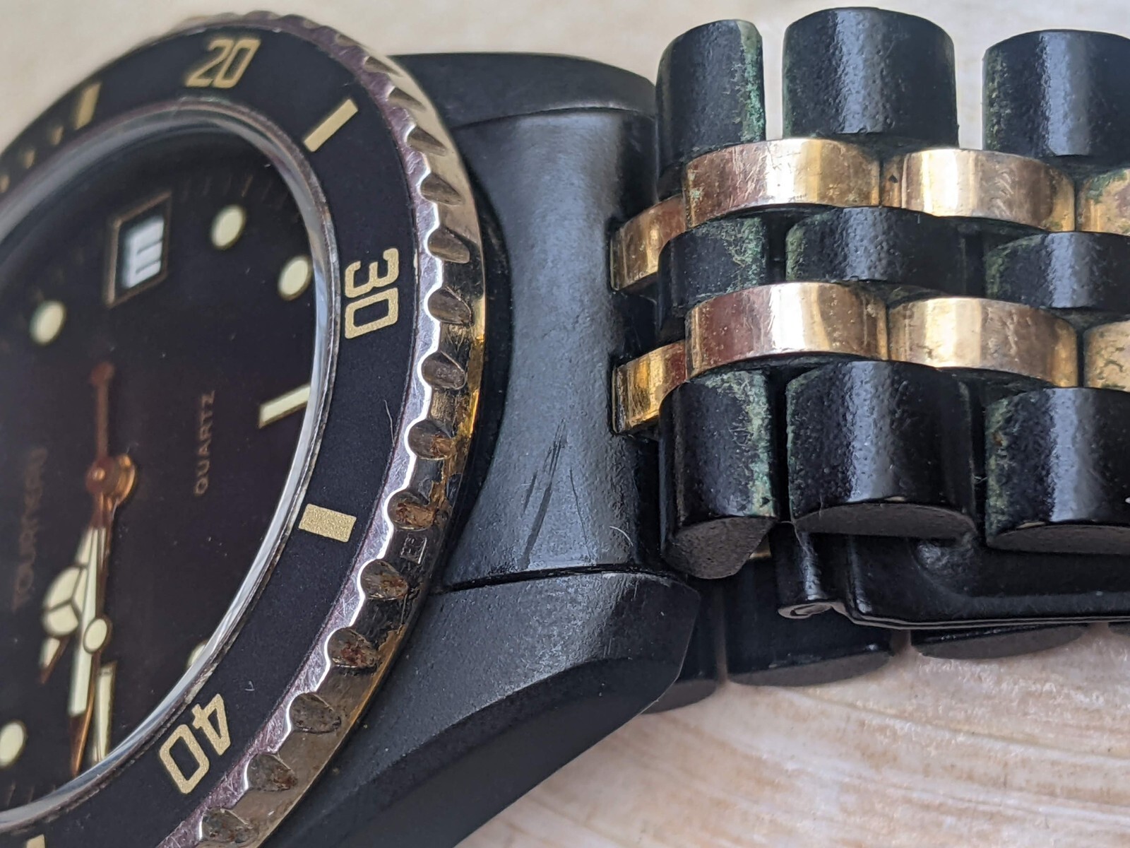 Vintage Tourneau 20 ATM Diver w/PVD Coated Monnin Case,ESA 555.111 Mvmt,Serviced
