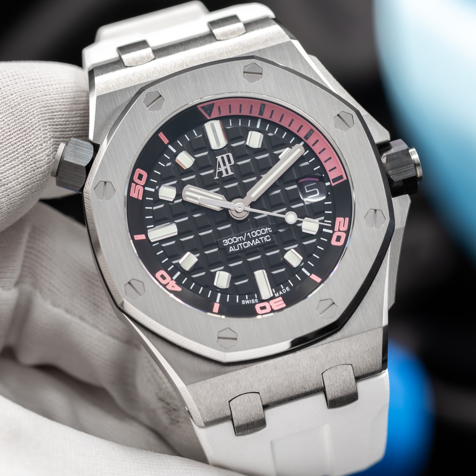 2026 Audemars Piguet Royal Oak Offshore Diver 15720ST.OO.A010CA.01 New & Unworn!