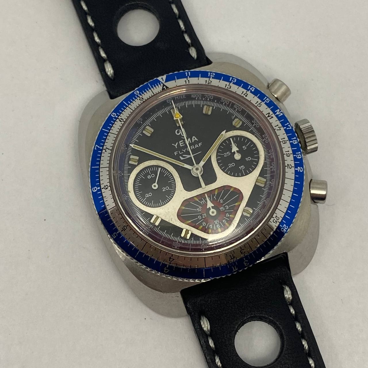 VINTAGE YEMA FLYGRAF CHRONOGRAPH MANUAL WIND VALJOUX 7736 39MM