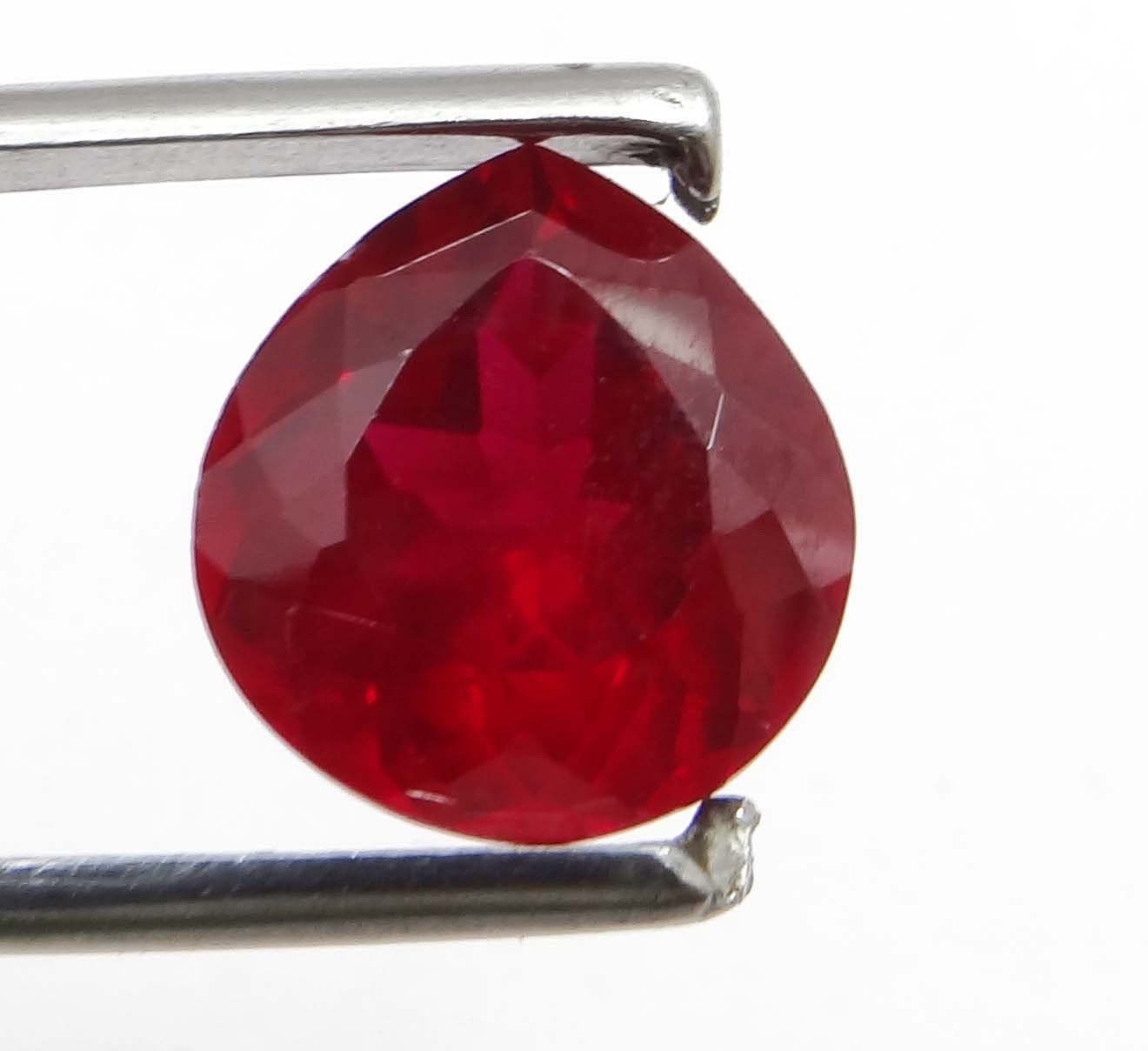 NATURAL 8.00 CTS PIGEON BLOOD RED RUBY pear GEMSTONE CERTIFIED