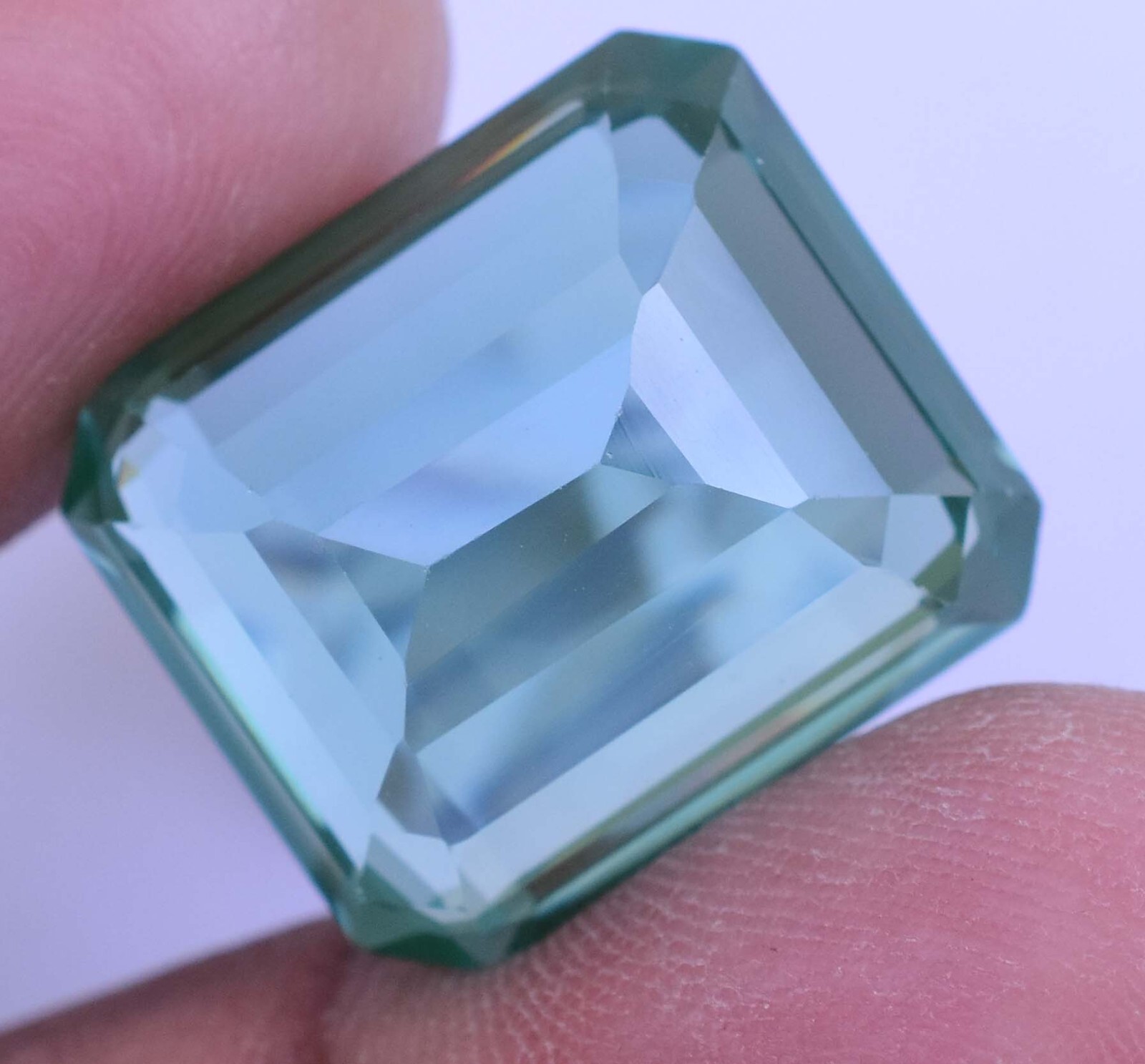 Flawless 26.75 Ct Natural Greenish Neon Blue Copper Paraiba Tourmaline Gemstone