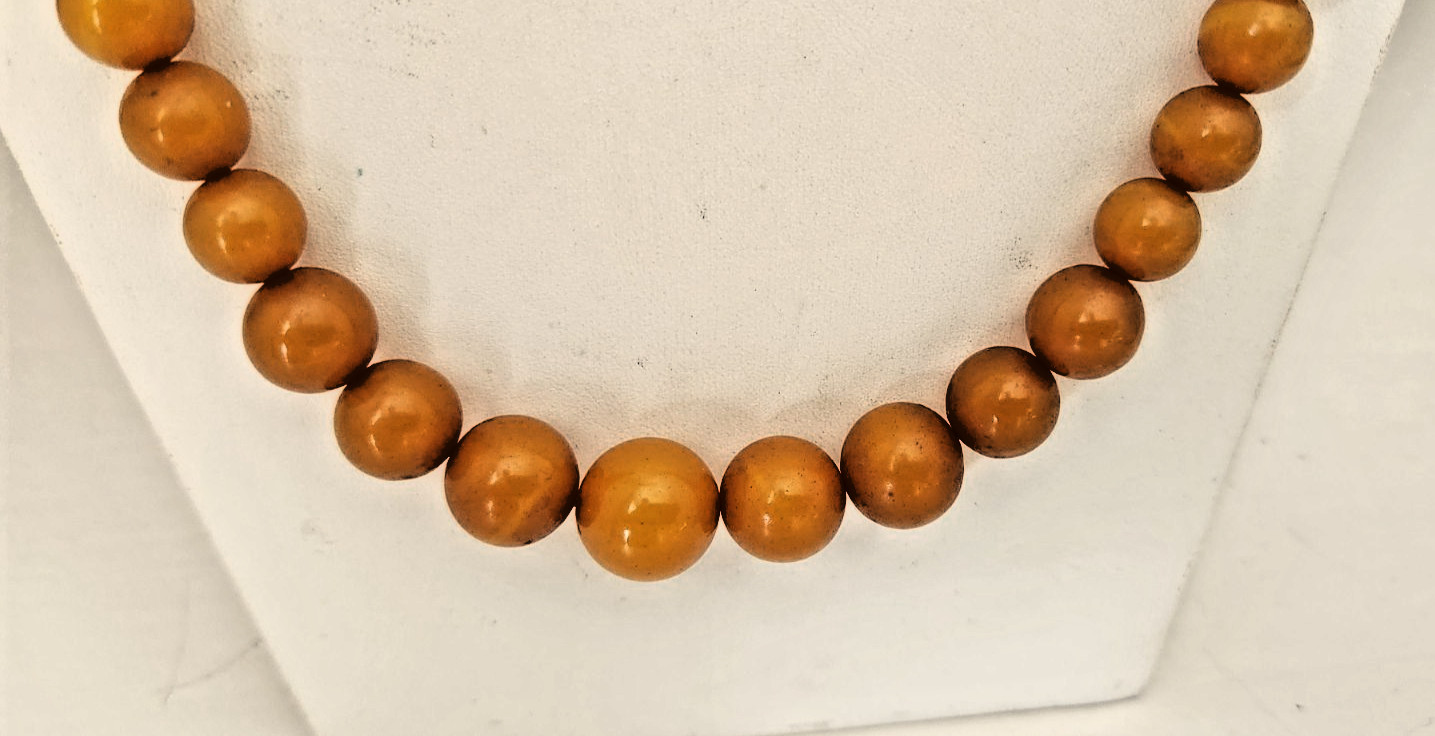 Vintage Graduated Bakelite Butterscotch Beaded Egg Yolk Long Necklace 25” Inches