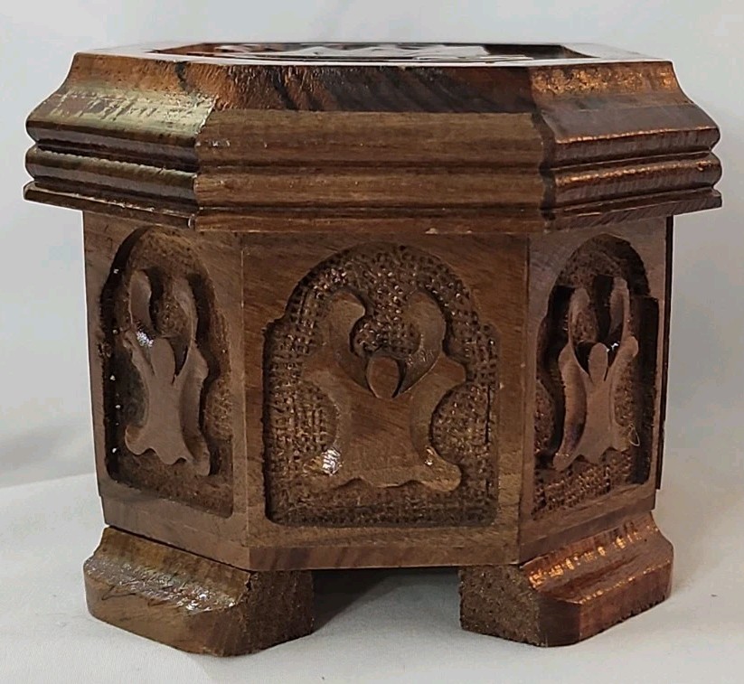 Vtg Kashmiri Hand Carved Walnut Wood Puzzle Jewelry Box Rotating Foot Lock-Read
