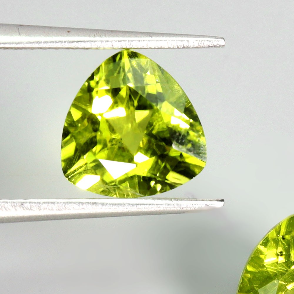 Trilliant Cut 100% Natural Unheated Top Rich Green Peridot 5.93 Ct 9mm Gemstone