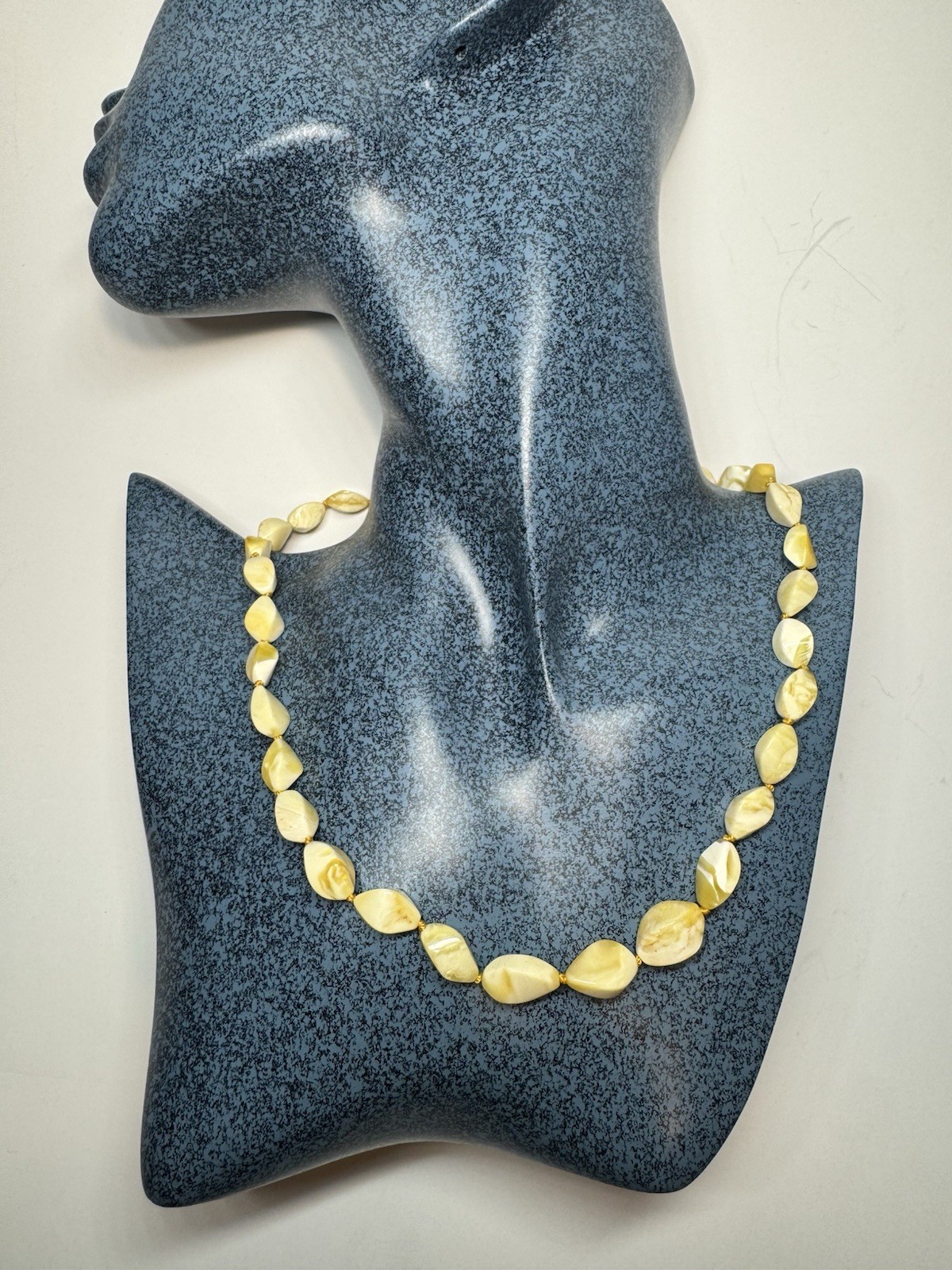 Natural Baltic Amber Bead Necklace – Rare White Milky Amber – 10.5g – 46cm