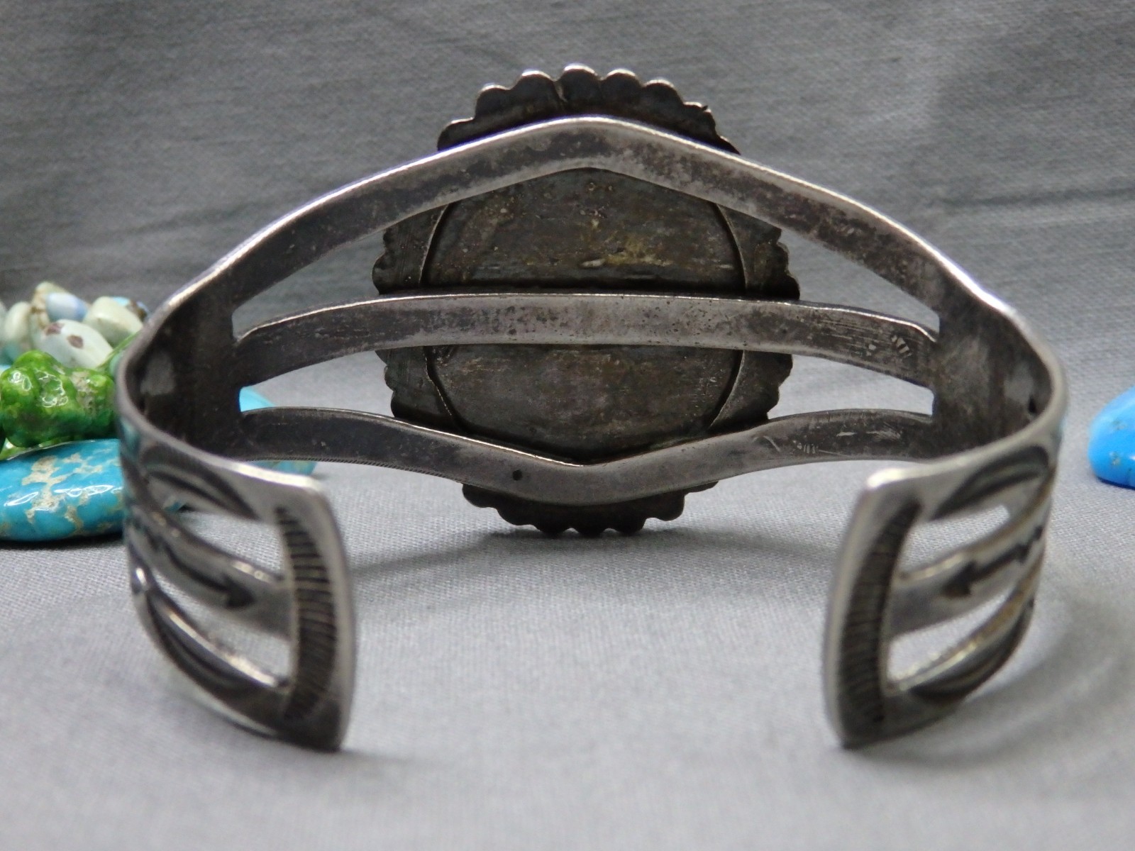 Fred Harvey NAVAJO Natural CARICO LAKE TURQUOISE Coin SIlver 36g Cuff Bracelet